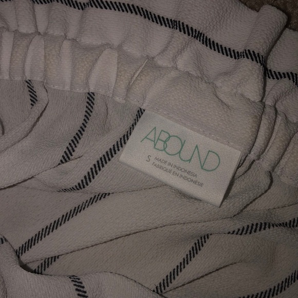 Off the shoulder top - Picture 3 of 3